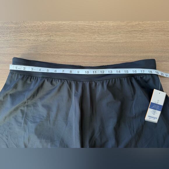NWT Swimsuits For All Wide-Band Swim Short With Built-In Brief Black Size 20 - Picture 6 of 8